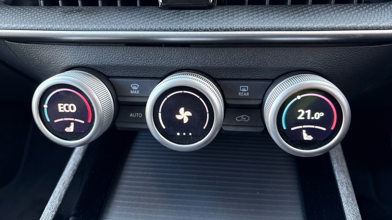 Skoda Superb 1.5 TSI iV SE Technology DSG 5dr Estate